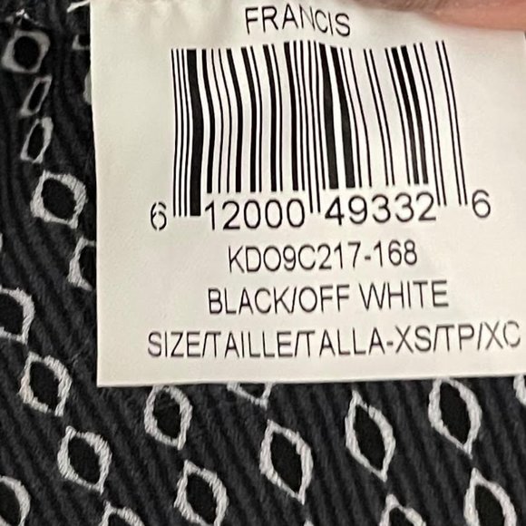 BCBGMAXAZRIA XS Black Printed Francis Roll Tab Sleeves V Neck Romper - Picture 5 of 6